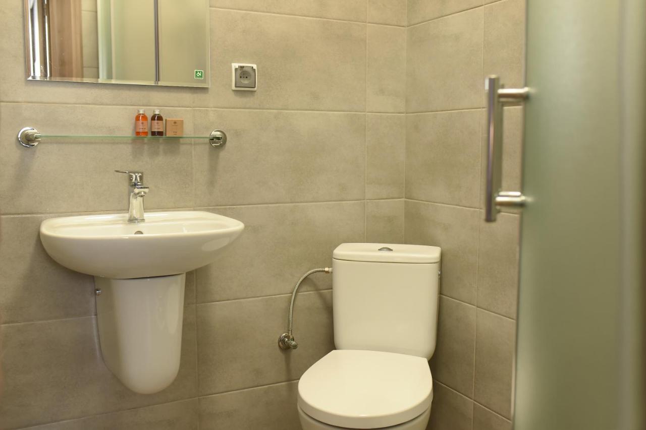 Hostel Helios Września Dış mekan fotoğraf