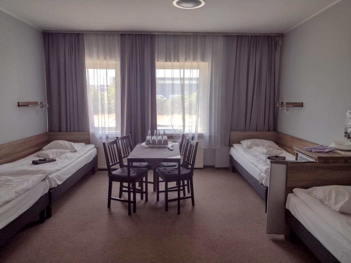 Hostel Helios Września Dış mekan fotoğraf