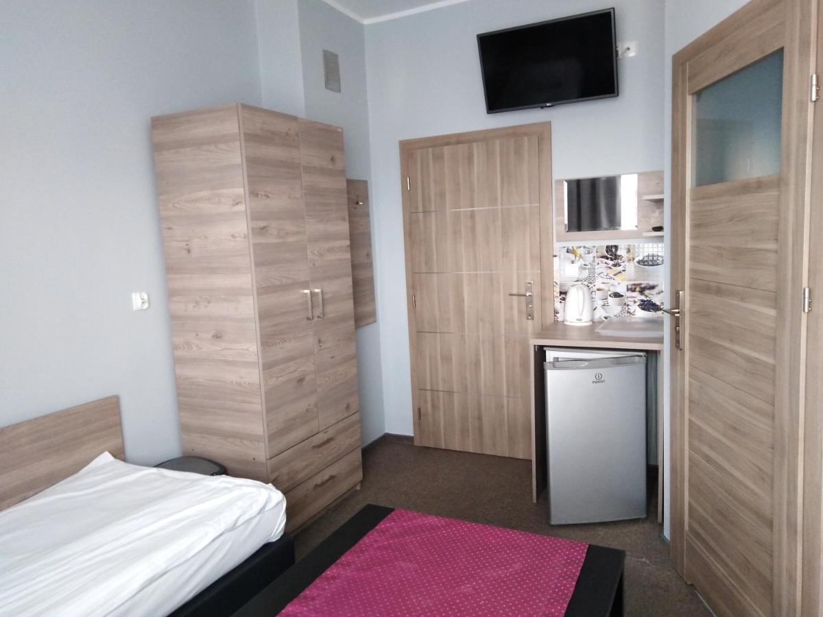 Hostel Helios Września Dış mekan fotoğraf